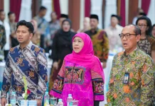 Gubernur Khofifah Bahas Dampak Geopolitik Global Bersama Bupati Walikota