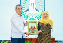 Gubernur Khofifah bersama 36 Kabupaten/Kota Serahkan LKPD 2025 kepada BPK RI