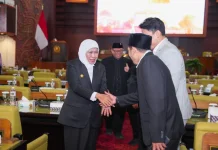 Gubernur Khofifah Apresiasi atas Kerja Keras Pansus LKPJ 2025