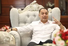 Wujudkan Surabaya Kota Jasa, Wali Kota Eri Tekankan Transparansi Layanan Digital