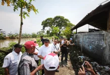 Bupati Sidoarjo Sidak TPS, Temukan Pengelolaan Sampah Bermasalah sejak 2013
