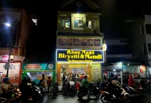 Ampel Malam Hari, Surga Wisata Kuliner Khas Timur Tengah
