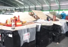 Bea Cukai Tanjung Perak Ungkap Barang Impor Ilegal Jalur Merah