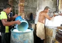Harga Kedelai Impor Naik, Perajin Tahu Tertekan