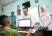 Pemkot Surabaya Terapkan Jam tanpa Gawai Lindungi Anak
