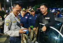 Pemkot–Polisi Perkuat Sinergi, Parkir Digital Surabaya Dipercepat