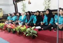 Siswa SMKN 12 Surabaya Unjuk Gigi di Klenengan Live