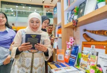Khofifah Ajak Perkuat Budaya Membaca untuk SDM Unggul
