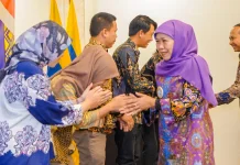 Khofifah Dorong Kontribusi Alumni Perkuat Posisi UNAIR di Nasional