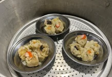 Meledaknya Tren Dimsum Gerobakan di Sudut Kota