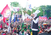 May Day, Gubernur Khofifah Beri 'Kado' Paket Kebijakan Pro-Buruh