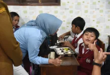 Wabup Sidoarjo Pastikan MBG Sesuai Standar Gizi Nasional