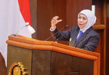 Dewan Soroti Bunga KUR, Khofifah Tegaskan Jadi Kewenangan Pemerintah Pusat