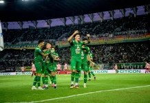 Bahas Transfer Pemain, Pelatih Persebaya Jawab Candaan Bintang Dunia