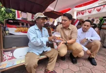 Fraksi Gerindra Salurkan Ribuan Paket Daging Kurban kepada Tukang Becak