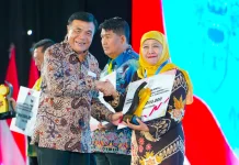 Jatim Raih Penghargaan Terbaik Penurunan Pengangguran Nasional