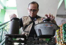 Pemkot Surabaya Pastikan Akurasi Timbangan Pedagang lewat Tera Gratis