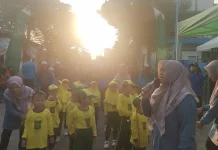 Sambut 1 Muharram, Ratusan Siswa KB/TK Jalan Sehat Bareng Orang Tua.