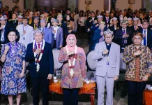 Khofifah Ajak Gereja Perkuat Karakter Generasi Bangsa