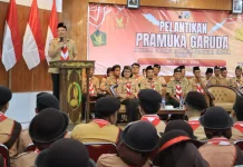 Wabup Gresik Lantik 126 Pramuka Garuda Tahun 2026