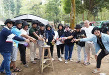 YPTA Surabaya Perkuat Kolaborasi Lewat Team Building Berkelanjutan