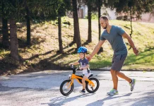 Membangun Fondasi Motorik Anak sejak Dini lewat Olahraga Sepeda Keseimbangan