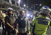 Kapolrestabes Surabaya Ungkap Kronologi Demo Berakhir Ricuh