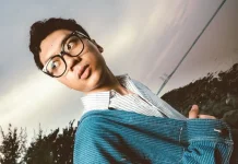 Pertunjukan Merefleksikan Arti Pencarian Jati Diri lewat Album “Forever Rookie”