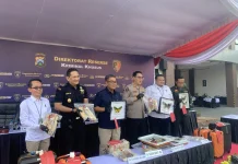 Polda Jatim Ungkap Kasus Penyelundupan Satwa di Lindungi