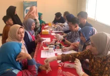 Universitas Hang Tuan Surabaya Gelar Pemeriksaan Diabet Gratis