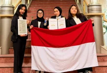 Inovasi Kaca Surya, Mahasiswa ITPLN Raih Prestasi di Jepang