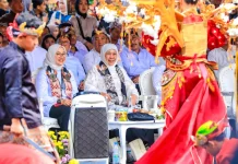 Gubernur Khofifah Sebut Banyuwangi Ethno Carnival jadi Kekuatan Ekonomi Kreatif