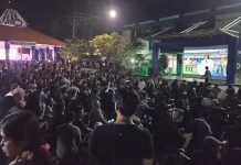 Ratusan Warga Serbu Nobar Final Piala Dunia di Surabaya