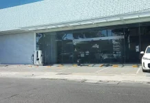 Warga Keluhkan Kondisi Pedestrian Depan Plaza BMW dan MINI Arjuno