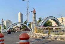 Menelusuri Jembatan Ujung Galuh: Ikon Penghubung Bersejarah di Kota Surabaya