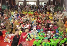Peringati HAN 2026, Pemkot Surabaya Perkuat Peran Orang Tua dalam Pengasuhan Anak