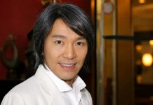 Dari Aktor TV hingga Raja Komedi Asia, Inilah Jejak Karier Stephen Chow