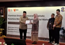 Kementerian Pariwisata Dorong Promosi Digital Wisata Surabaya Bersama DPR