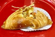 Sensasi Renyah Malaysia: Inovasi Pastel Kulit Karipap ala Tiara Ayuningtyas