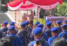Penuh Khidmat, Kapolri Pimpin Hari Juang Polri di Surabaya