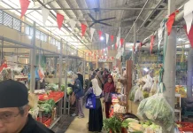 Harga Komoditas Naik, Pasar Karah Tetap Ramai Pengunjung