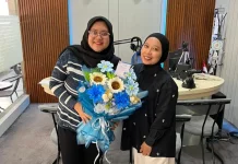 Putry Indah Sari Kembangkan Bisnis Buket Custom dari Kreativitas