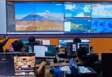 BPBD Jatim Datangkan Helikopter Water Bombing untuk Tangani Karhutla Semeru