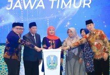 Gubernur Khofifah Luncurkan Pusat Riset Pesantren dan Diniyah Jatim