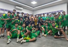 Mental Juara Antar Persebaya U-17 Raih Trofi Piala Soeratin Jatim 2026