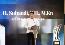 Bupati Sidoarjo Minta Sekolah Tak Bebani Wali Murid