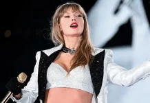 Taylor Swift Terima Penghargaan Artist Director Honors MTV Video Music Awards