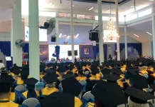 Wisudawan UHT Diharapkan Mampu Jawab Tantangan dan Perkuat Karakter Kemaritiman