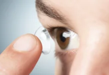 Cantik dengan Softlens, tapi Jangan Abaikan Kesehatan Mata