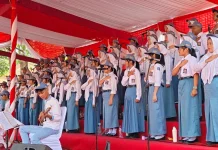 Paduan Suara Pelajar Surabaya Meriahkan Peringatan Hari Kesaktian Pancasila